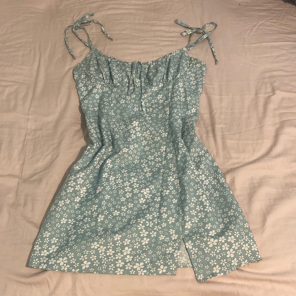 super cute mini summer dress!